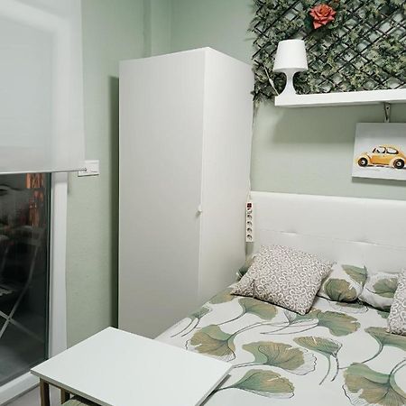 Habitaciones2 Renfe Alicante Eksteriør bilde